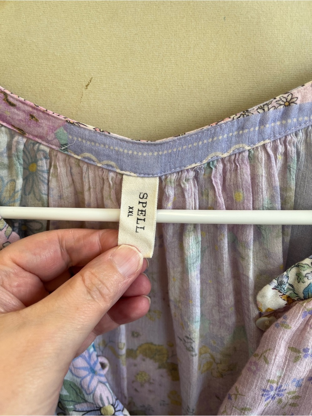 Floral Patchwork Long-Sleeve Women's Blouse in Pastel Pink & Lavender - Picture 4 of 14